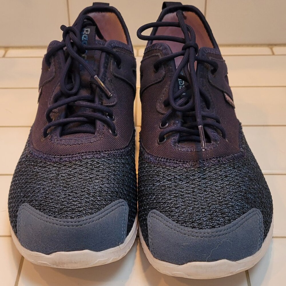 Reebok Sneakers Memory Foam Size 9